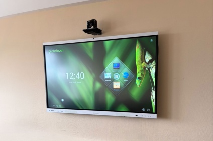 Оснащение МГУ имени М.В. Ломоносова интерактивными панелями Geckotouch